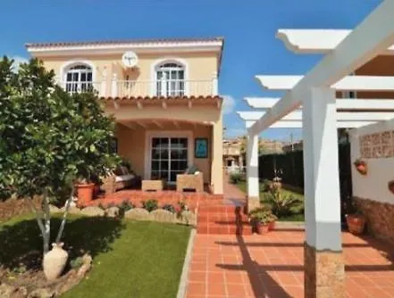 Hébergement de vacances Casa Paraiso Mit Ueberdachter Terrasse *